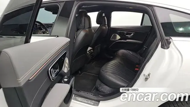 Mercedes-Benz EQS 2022 — ფოტო 4/19