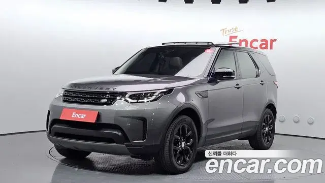 Land Rover Discovery 5 2018 — ფოტო 6/20