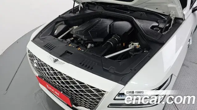 Genesis GV80 2020 — Photo 1/20