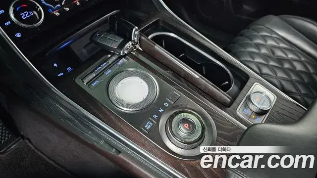 Genesis GV80 2020 — Photo 2/20