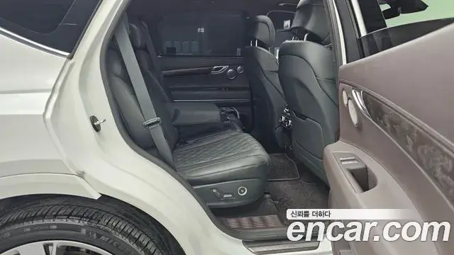 Genesis GV80 2020 — Photo 8/20
