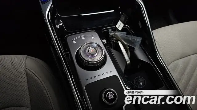 Kia Sorento 2023 — Photo 11/20