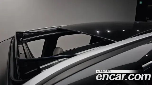 Kia Sorento 2023 — Photo 2/20