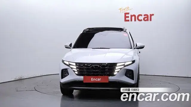 Hyundai Tucson Hybrid 2020 — ფოტო 2/20