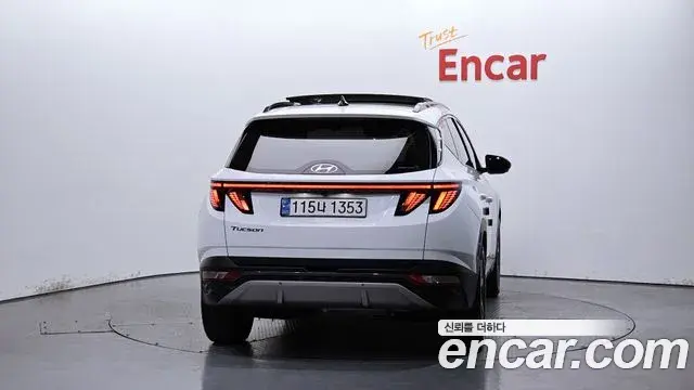 Hyundai Tucson Hybrid 2020 — ფოტო 11/20