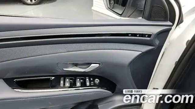 Hyundai Tucson Hybrid 2020 — ფოტო 9/20