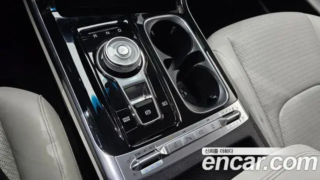 Kia Carnival 2020 — Фото 9/20