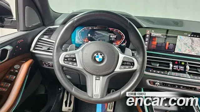 BMW X7 2020 — Фото 13/20