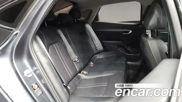 Hyundai Sonata Hybrid 2021 — Şəkil 8/20