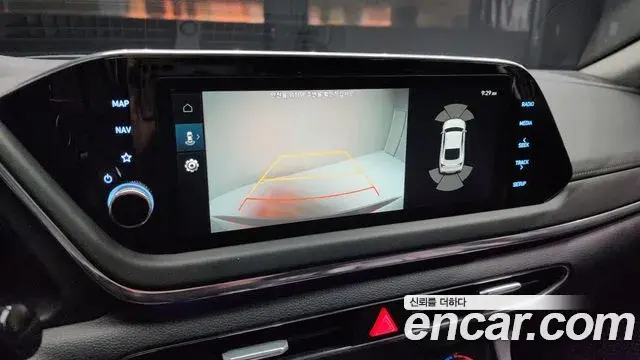 Hyundai Sonata Hybrid 2021 — Şəkil 17/20