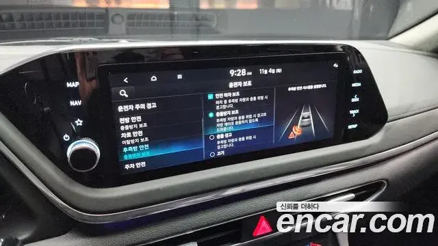 Hyundai Sonata Hybrid 2021 — Şəkil 18/20
