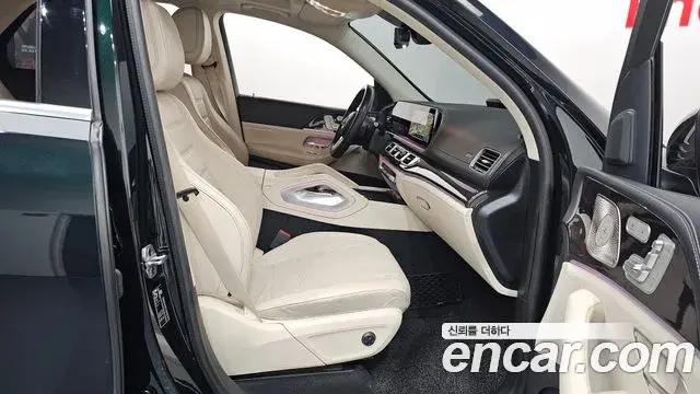 Mercedes-Benz GLE-Class 2021 — Фото 11/20
