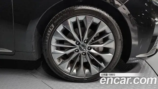 Kia K8 2023 — ფოტო 19/20