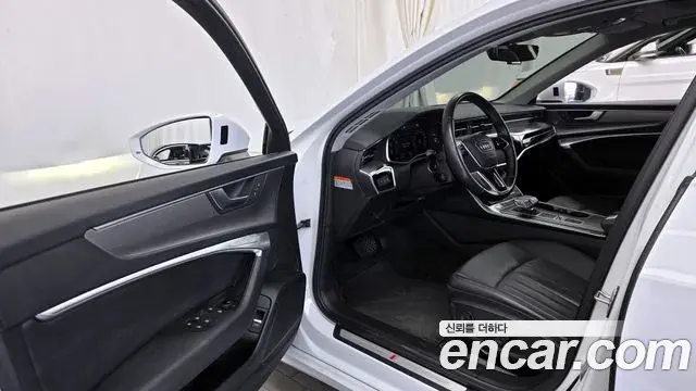 Audi A6 2020 — Photo 8/20