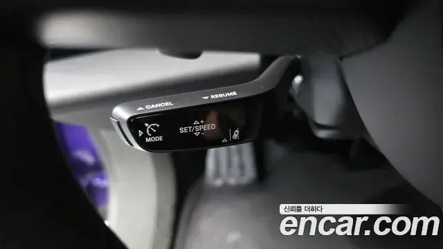 Porsche Taycan 2025 — Şəkil 13/20