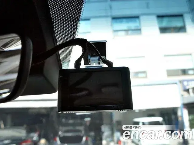 Hyundai Staria 2021 — ფოტო 16/20