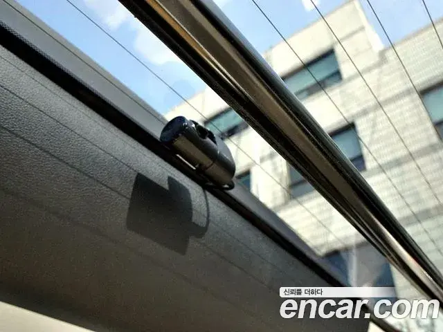 Hyundai Staria 2021 — ფოტო 13/20