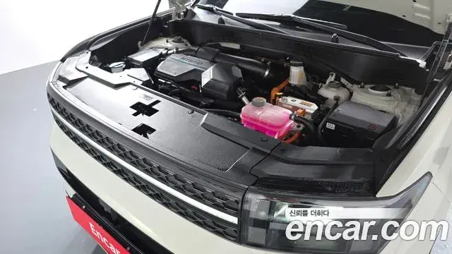 Hyundai Santa Fe 2023 — Photo 2/20