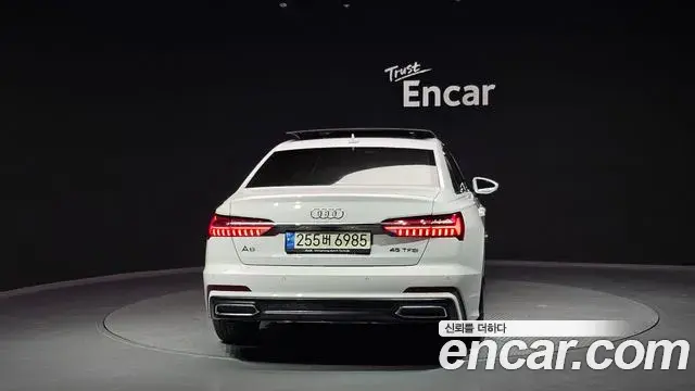 Audi A6 2021 — Şəkil 11/20