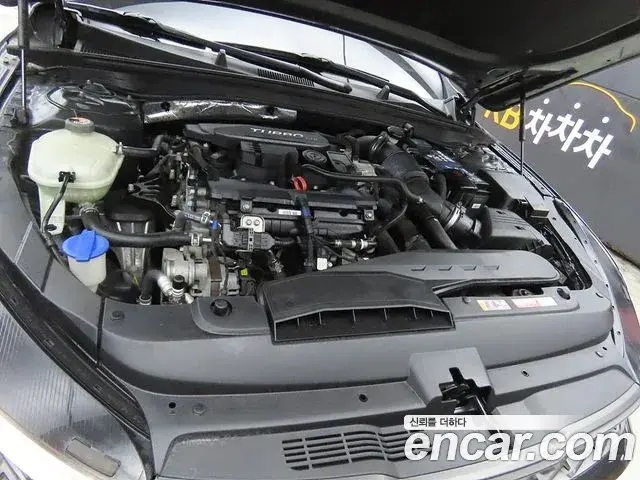 Kia K5 2019 — Şəkil 14/20