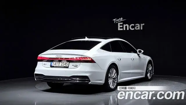 Audi A7 2020 — ფოტო 19/20