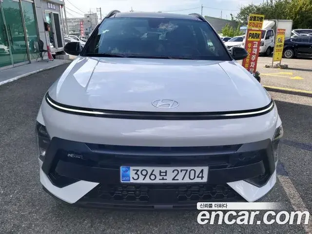 Hyundai Kona Hybrid 2024 — ფოტო 8/20