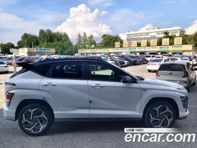 Hyundai Kona Hybrid 2024 — ფოტო 5/20