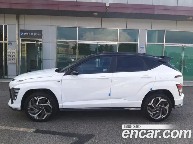 Hyundai Kona Hybrid 2024 — ფოტო 9/20