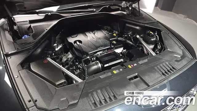 Genesis GV80 2023 — Photo 16/20