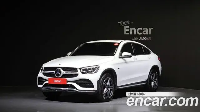 Mercedes-Benz GLC-Class 2020 — Photo 10/20