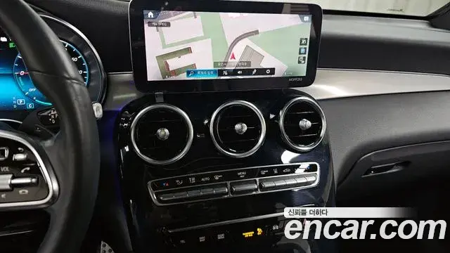Mercedes-Benz GLC-Class 2020 — Photo 20/20