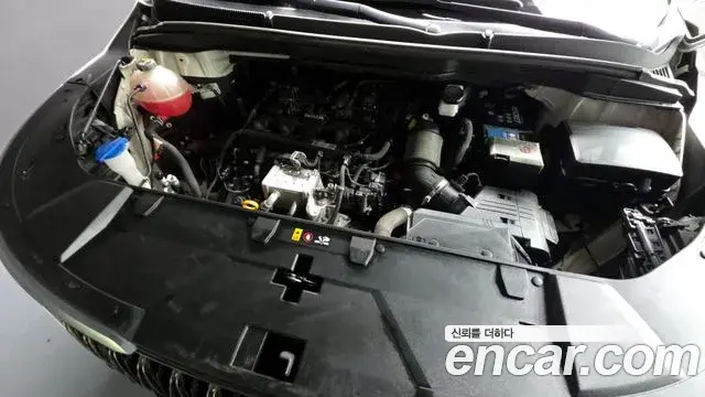 Kia Carnival 2020 — Şəkil 15/20