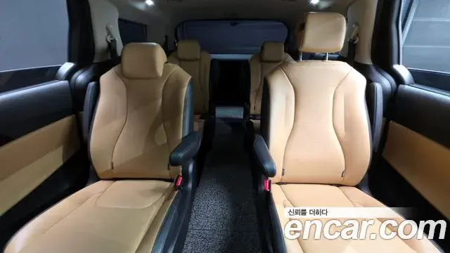 Kia Carnival 2020 — Şəkil 14/20
