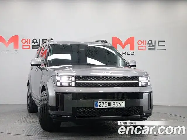 Hyundai Santa Fe 2023 — ფოტო 19/20