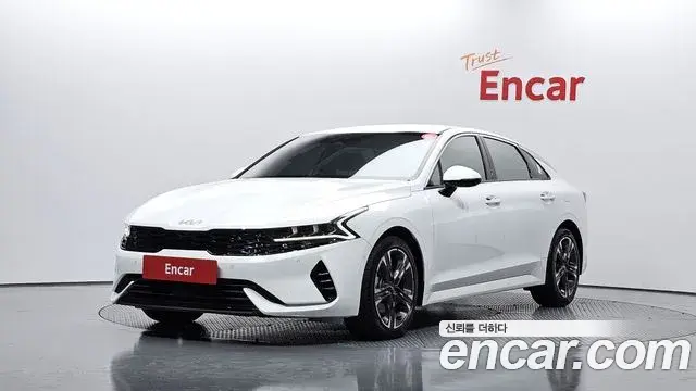 Kia K5 2023 — Photo 7/20