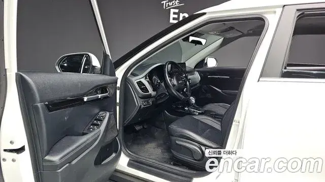 Kia Seltos 2022 — Şəkil 16/20