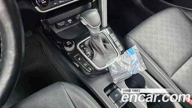 Kia Seltos 2022 — ფოტო 7/20