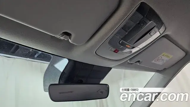 Kia Seltos 2022 — ფოტო 14/20