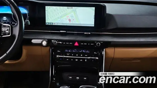 Kia Carnival 2022 — ფოტო 11/20