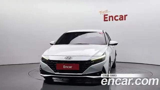 Hyundai The New Avante Hybrid 2022 — ფოტო 3/20