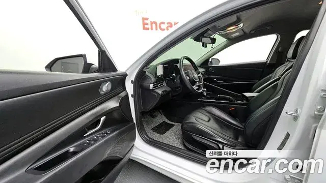 Hyundai The New Avante Hybrid 2022 — ფოტო 14/20