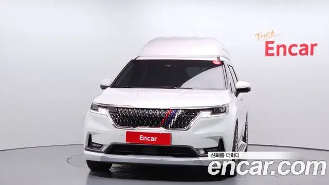 Kia Carnival 2023 — Şəkil 1/20