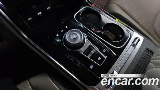 Kia Carnival 2023 — Şəkil 5/20