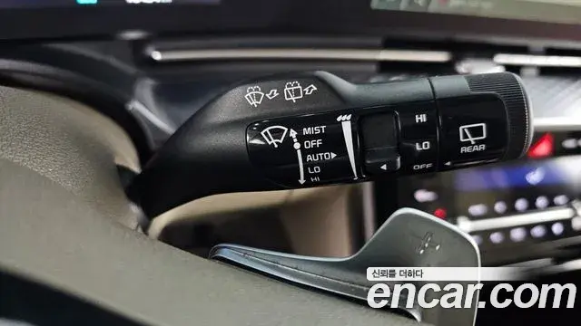 Kia Carnival 2023 — Şəkil 9/20