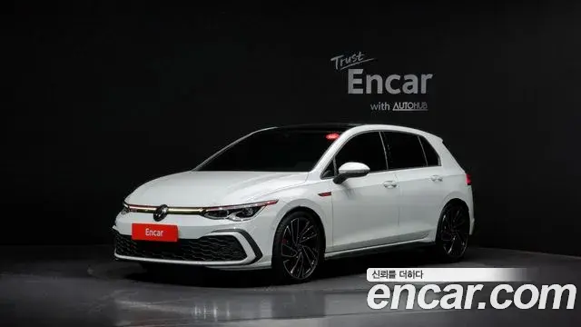 Volkswagen Golf 2023 — ფოტო 3/20