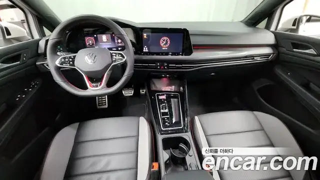 Volkswagen Golf 2023 — ფოტო 11/20