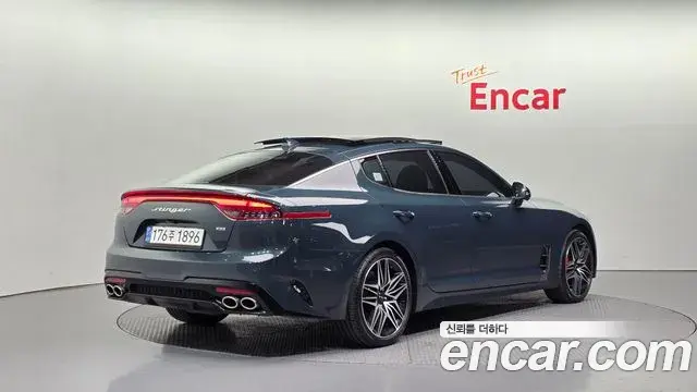 Kia Stinger Meister 2022 — ფოტო 17/20