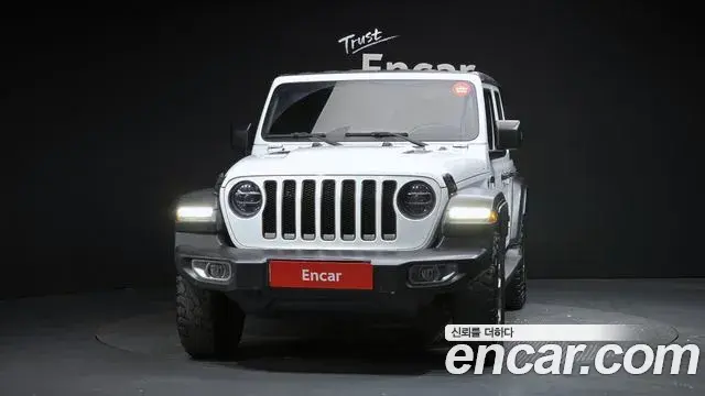 Jeep Wrangler 2018 — ფოტო 16/20