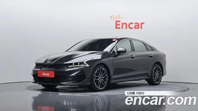 Kia K5 2021 — Şəkil 9/20