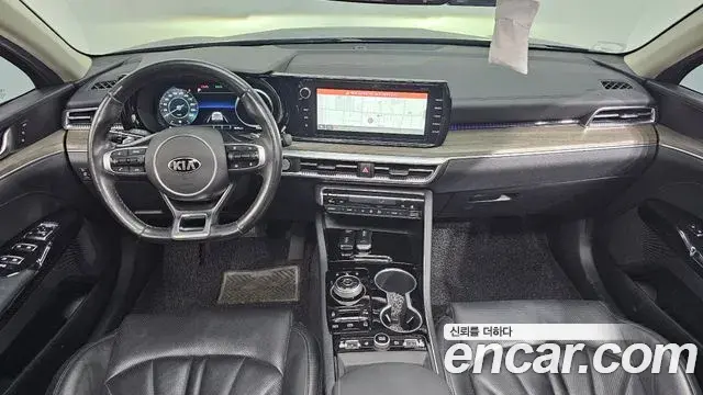 Kia K5 2021 — Şəkil 8/20